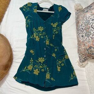 Urban outfitters mini floral dress SMALL